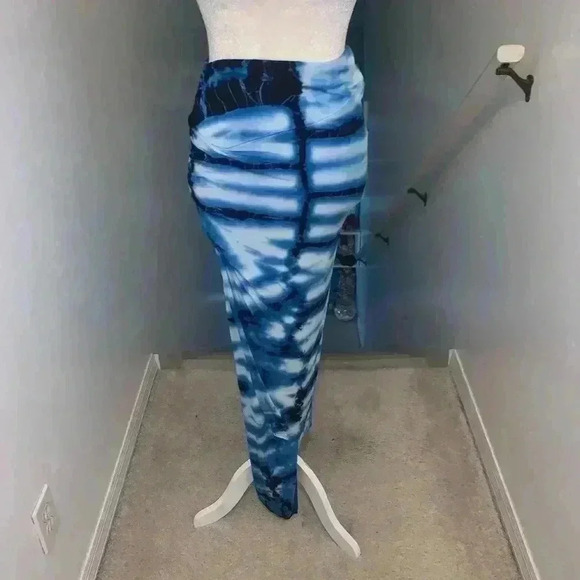 Young Fabulous & Broke long Kulani skirt size small - Picture 2 of 7